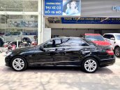 Cần bán gấp Mercedes E250 năm sản xuất 2009, màu đen, nhập khẩu 