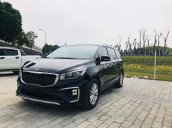 Kia Sedona 2.2, máy dầu tự động, ưu đãi 70tr