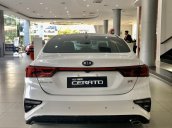 Bán giảm giá chiếc Kia Cerato 1.6 MT, đời 2020, có sẵn xe, giao nhanh toàn quốc