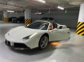 Siêu xe Ferrari 488 sản xuất năm 2017, màu trắng, mui trần cần bán lại