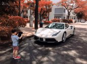 Siêu xe Ferrari 488 sản xuất năm 2017, màu trắng, mui trần cần bán lại