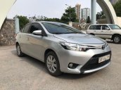 Bán nhanh với giá thấp chiếc Toyota Vios sản xuất 2017, màu bạc, xe còn mới