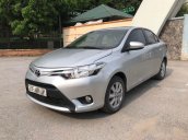 Bán nhanh với giá thấp chiếc Toyota Vios sản xuất 2017, màu bạc, xe còn mới