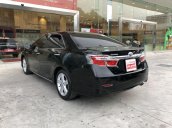 Bán ô tô Toyota Camry 2.5 Q năm 2014, màu đen số tự động, giá tốt