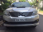 Bán ô tô Toyota Fortuner đời 2014, màu bạc số sàn