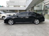 Bán ô tô Toyota Camry 2.5 Q năm 2014, màu đen số tự động, giá tốt