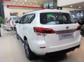 Bán Nissan Terra V 2.5 AT 4WD 2019, màu trắng, nhập khẩu