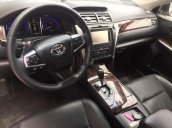 Cần bán lại xe Toyota Camry 2.5Q năm sản xuất 2015 còn mới 