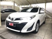 Cần bán Toyota Vios 2018, màu trắng, số sàn