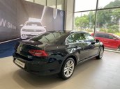 Bán Volkswagen Passat 2018, màu đen, nhập khẩu