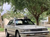 Cần bán xe Toyota Cressida sản xuất năm 1993, màu trắng