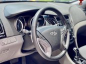 Cần bán gấp Hyundai Sonata đời 2013, giá 565tr