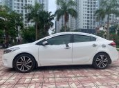 Cần bán gấp Kia Cerato 2018, màu trắng