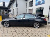 Bán Mercedes S450L năm sản xuất 2017, màu đen như mới