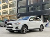 Bán Mitsubishi Outlander Sport 2015, màu trắng, nhập khẩu chính chủ