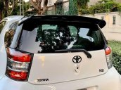 Bán xe Toyota IQ đời 2010, màu trắng, nhập khẩu giá cạnh tranh