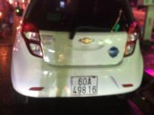 Bán xe Chevrolet Spark 2018, màu trắng