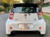 Bán xe Toyota IQ đời 2010, màu trắng, nhập khẩu giá cạnh tranh