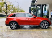 Cần bán nhanh chiếc Mercedes-Benz GLC200 4Matic, đời 2020, nhập khẩu, giao nhanh