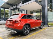 Cần bán nhanh chiếc Mercedes-Benz GLC200 4Matic, đời 2020, nhập khẩu, giao nhanh