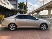 Bán xe Toyota Camry 2.5Q sản xuất năm 2016, màu nâu, giá tốt