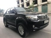 Bán Toyota Fortuner 2.7AT đời 2014 còn mới, giá 575tr