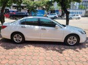 Cần bán Honda Accord 2.0AT đời 2010, màu trắng, xe nhập  