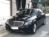 Cần bán lại xe Mercedes C250 sản xuất năm 2015, màu đen xe gia đình