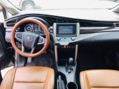 Cần bán xe Toyota Innova G sản xuất 2018 số tự động