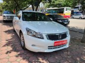 Cần bán Honda Accord 2.0AT đời 2010, màu trắng, xe nhập  