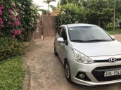 Bán Hyundai Grand i10 2014, màu bạc chính chủ, 235 triệu