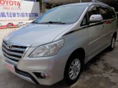 Cần bán xe Toyota Innova 2.0V sản xuất năm 2014, màu bạc  