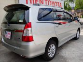 Cần bán xe Toyota Innova 2.0V sản xuất năm 2014, màu bạc  