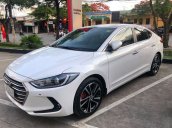 Bán Hyundai Elantra năm sản xuất 2017, màu trắng