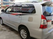 Cần bán xe Toyota Innova 2.0V sản xuất năm 2014, màu bạc  