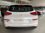 Cần bán Hyundai Tucson đời 2020, màu trắng, giá 878tr