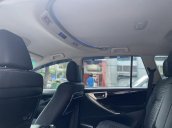 Bán xe Toyota Innova đời 2018, màu đen, số tự động