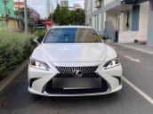 Cần bán xe Lexus ES năm sản xuất 2019, màu trắng, nhập khẩu còn mới