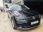 Cần bán gấp Volkswagen Tiguan năm 2017, màu đen, nhập khẩu