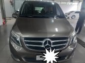 Cần bán Mercedes V250 năm 2017