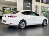 Mua xe trả góp lãi suất thấp với chiếc Mazda3 1.5L Luxury, đời 2020, giao xe nhanh