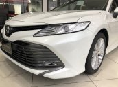 Bán Camry 2.0G giá tốt, khuyến mại khủng, giao xe ngay, hỗ trợ trả góp 80% tại Toyota Nam Định