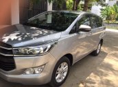 Cần bán Toyota Innova 2.0E đời 2018 xe gia đình, 610 triệu