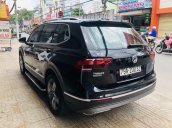 Cần bán gấp Volkswagen Tiguan năm 2017, màu đen, nhập khẩu