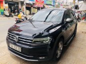 Cần bán gấp Volkswagen Tiguan năm 2017, màu đen, nhập khẩu