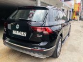 Cần bán gấp Volkswagen Tiguan năm 2017, màu đen, nhập khẩu