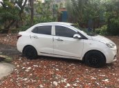 Bán xe Hyundai Grand i10 2017, màu trắng, giá cạnh tranh