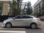 Cần bán lại xe Toyota Vios đời 2014, màu bạc