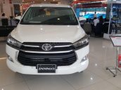 Cần bán xe Toyota Innova 2.0E sản xuất năm 2020, màu trắng