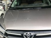 Bán xe Toyota Innova đời 2019, màu bạc số sàn